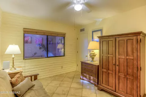 Bedroom - 41 E Mediterranean Dr, Tucson, AZ 85704 photo 1 of 7