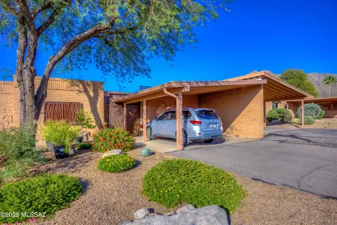 41 E Mediterranean Dr, Tucson, AZ 85704
