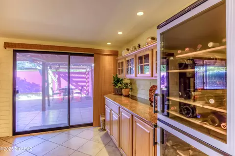 Kitchen - 41 E Mediterranean Dr, Tucson, AZ 85704 photo 2 of 5