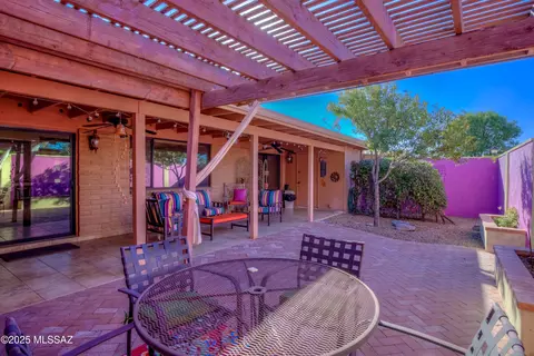 Exterior - 41 E Mediterranean Dr, Tucson, AZ 85704 photo 6 of 10