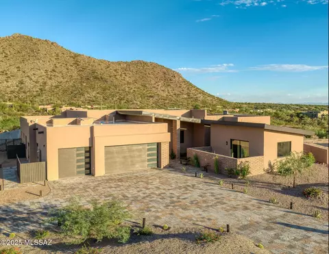 5835 W Sunset Gallery Pl, Marana, AZ 85658