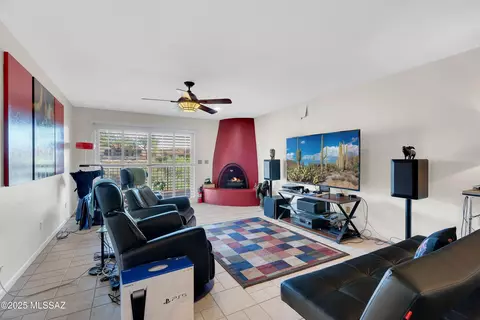 5558 N Camino Arenosa, Tucson, AZ 85718