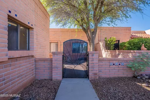 3938 S Placita De La Moneda, Green Valley, AZ 85622