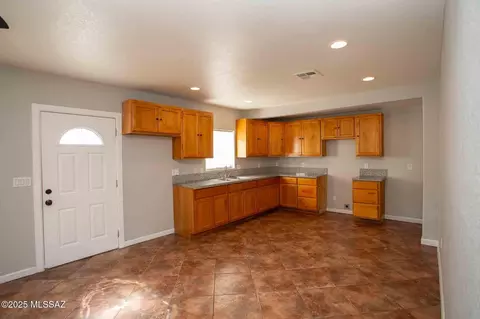 Other - 33 E Walker Pl, Tucson, AZ 85706 photo 1 of 13