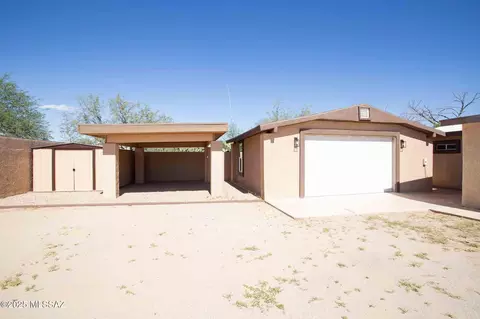 Exterior - 33 E Walker Pl, Tucson, AZ 85706 photo 4 of 10