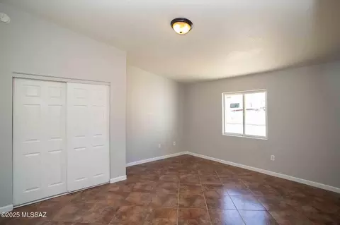Bedroom - 33 E Walker Pl, Tucson, AZ 85706 photo 1 of 5