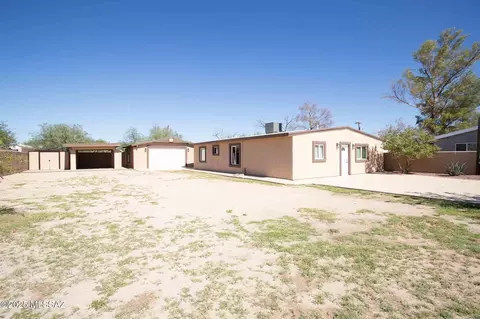 Exterior - 33 E Walker Pl, Tucson, AZ 85706 photo 5 of 10