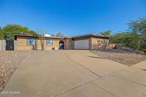 1643 S Kevin Dr, Tucson, AZ 85748