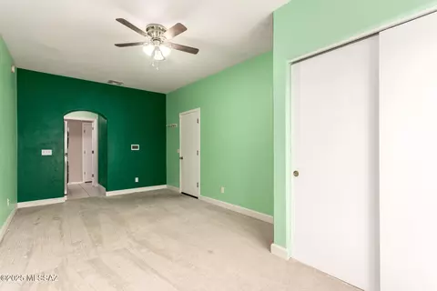 Bedroom - 8622 E Olinga Ct, Tucson, AZ 85747 photo 4 of 5