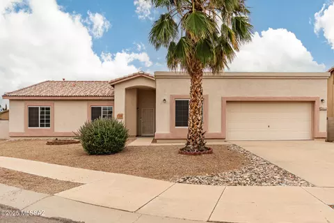 8622 E Olinga Ct, Tucson, AZ 85747