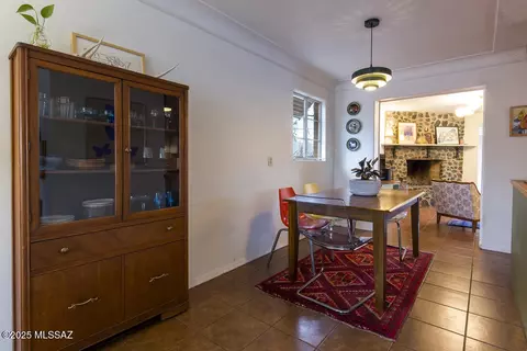 Dining - 2807 E Beverly Dr, Tucson, AZ 85716 photo 2 of 4