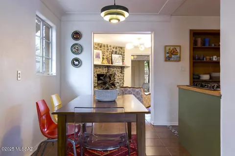 Dining - 2807 E Beverly Dr, Tucson, AZ 85716 photo 4 of 4