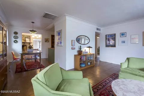Dining - 2807 E Beverly Dr, Tucson, AZ 85716 photo 1 of 4