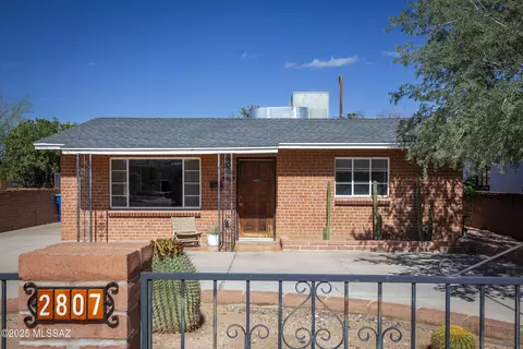 Exterior - 2807 E Beverly Dr, Tucson, AZ 85716 photo 2 of 10