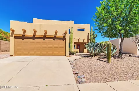 9290 N Jessy Ln, Tucson, AZ 85742