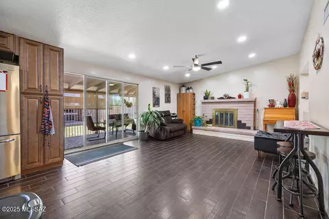 Other - 8908 E Maple Leaf Dr, Tucson, AZ 85710 photo 1 of 10