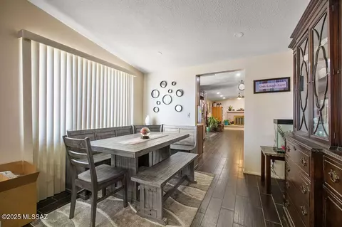 Dining - 8908 E Maple Leaf Dr, Tucson, AZ 85710 photo 2 of 2