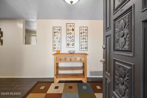 Entry Way - 8908 E Maple Leaf Dr, Tucson, AZ 85710 photo 1 of 3