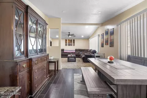 Dining - 8908 E Maple Leaf Dr, Tucson, AZ 85710 photo 1 of 2