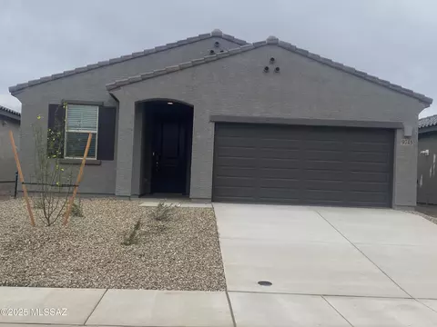 9745 W Larson St, Marana, AZ 85658