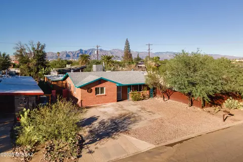 1537 E Manlove St, Tucson, AZ 85719