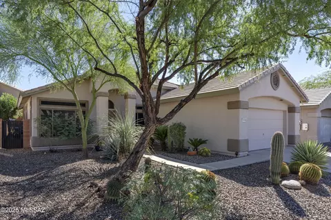 11116 N Eagle Crest Dr, Tucson, AZ 85737
