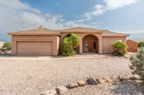 3860 N El Moraga Dr, Tucson, AZ 85745