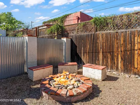 Exterior - 807 E Lee St, Tucson, AZ 85719 photo 6 of 6