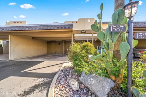 1587 E Prince Rd, Tucson, AZ 85719