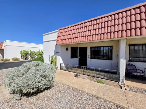 4172 N Western Winds Dr, Tucson, AZ 85705