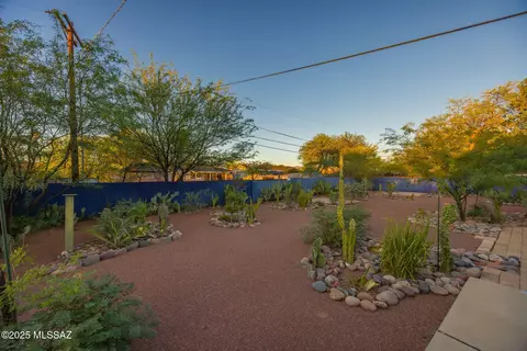 Exterior - 4065 E 3rd St, Tucson, AZ 85711 photo 9 of 11