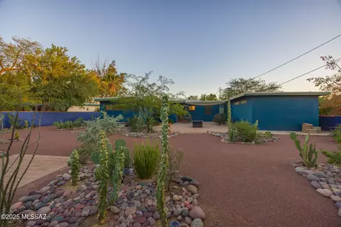 Exterior - 4065 E 3rd St, Tucson, AZ 85711 photo 3 of 11