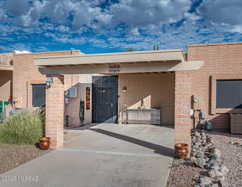 1512 W Via Del Jarrito, Green Valley, AZ 85622