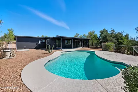 1200 S Normandy Pl, Tucson, AZ 85748