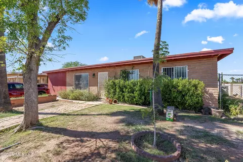 5360 S Aleppo Dr, Tucson, AZ 85706
