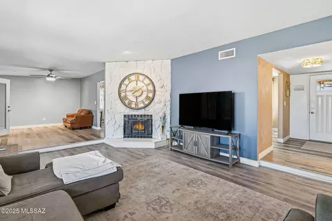Living - 9600 E Watson Dr, Tucson, AZ 85730 photo 1 of 2