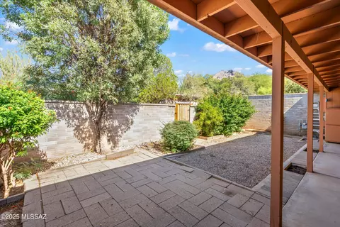 Exterior - 37 E Mediterranean Dr, Tucson, AZ 85704 photo 3 of 6