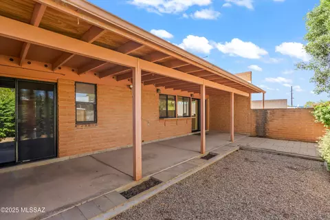 Exterior - 37 E Mediterranean Dr, Tucson, AZ 85704 photo 5 of 6