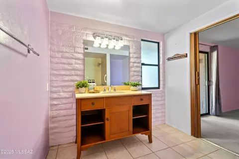 Bath - 37 E Mediterranean Dr, Tucson, AZ 85704 photo 1 of 3