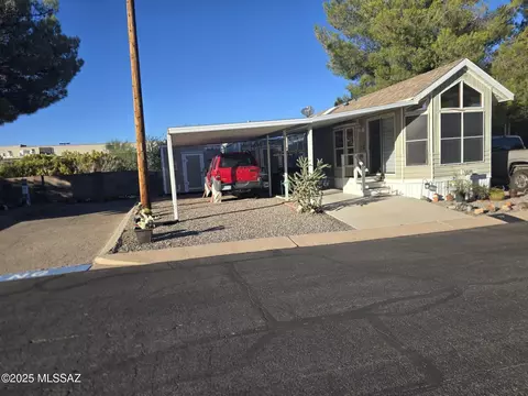 251 S Ocotillo Ave #17, Benson, AZ 85602
