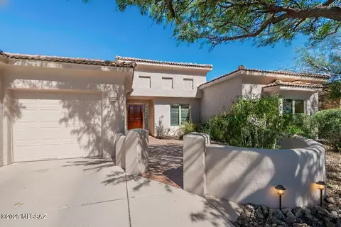 789 E Josephine Canyon Dr, Green Valley, AZ 85614