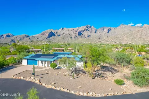6419 N Burro Creek Pl, Tucson, AZ 85718