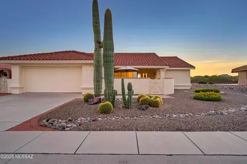 826 E Desert Glen Dr, Oro Valley, AZ 85737