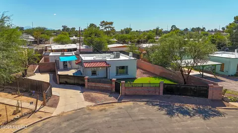 4144 E Desert Pl, Tucson, AZ 85712