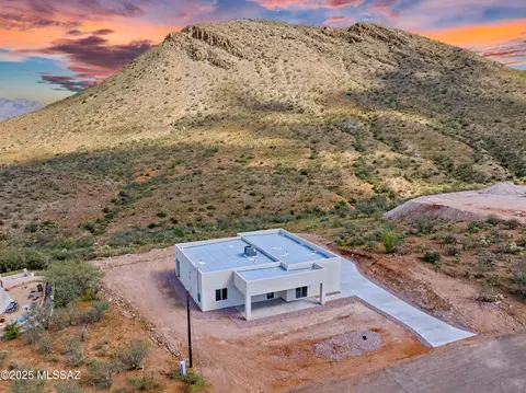 1827 Circulo Tortuga, Rio Rico, AZ 85648