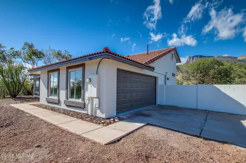 Exterior - 4144 E Agave Ct, Hereford, AZ 85615 photo 10 of 15