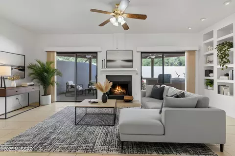 5581 N Crystal Mist Pl, Tucson, AZ 85750