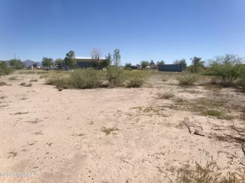 786 N Wells Ln, Willcox, AZ 85643