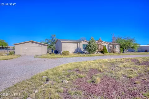 16900 W Jaguar Ln, Marana, AZ 85653