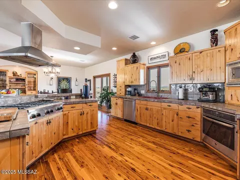 Kitchen - 139 Lower Elgin Rd, Elgin, AZ 85611 photo 3 of 4